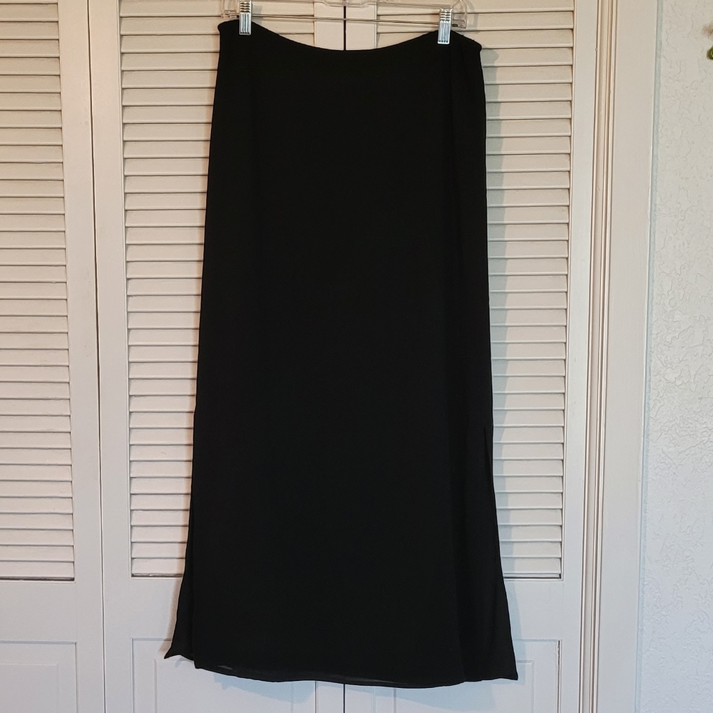 Long Black skirt